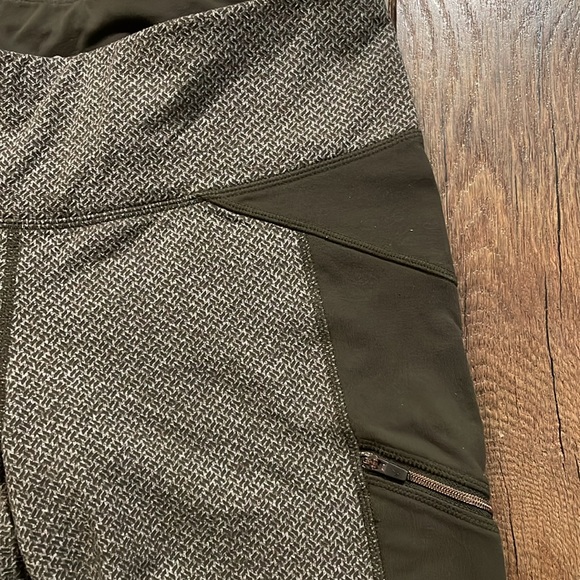 Athleta - Picture 3 of 7